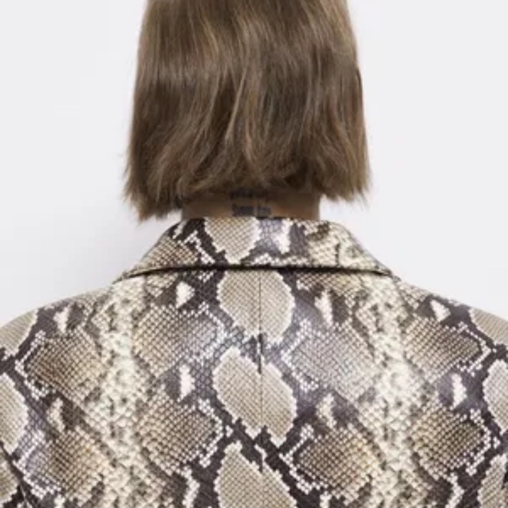 🔥 NWT The Kooples Leather Snakeskin-Effect Blazer | 100% Calfskin | RARE $1115 - Picture 5 of 13